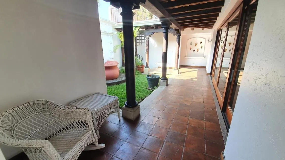 Casa Aranjuez contacts